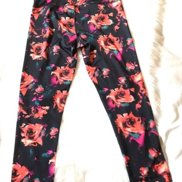 90 Degree Reflex Floral Print Cropped Leggings, M - Picture 2 of 8